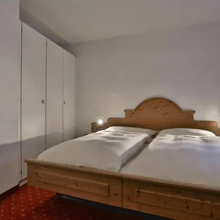 Apartment Sleeps 4 Wifi T031286 *